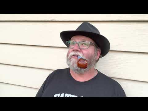 Gawith And Hoggarth Broken Flake In The Savinelli 320 KS Oceano Smooth