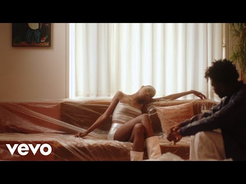 Nonso Amadi, Tay Iwar - Pieces