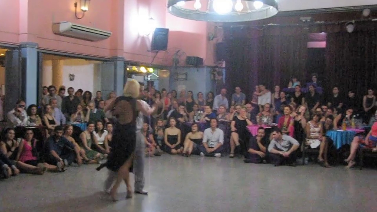 ALEJANDRA MANTIÑAN y MARTIN OJEDA en Viva La Pepa Milonga (1/4)
