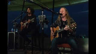 Alice In Chains - Fly [LIVE DEBUT] at Seattle&#39;s Space Needle, August 21, 2018 (AUDIO)