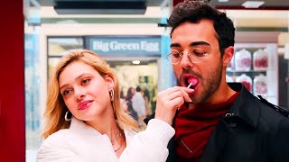 Трейлер: Пара на праздники