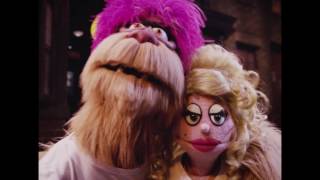 Ledinsky &quot;DonaldTrumpMakesMeWannaSmokeCrack&quot; feat. Avenue Q