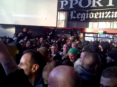 Feyenoord - FC Twente .. legioenzaal rust