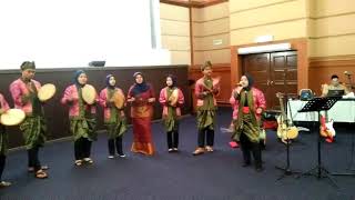 Download lagu Direnjis renjis dipilis kelab zolkompang kuantan mp3