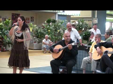 FADISTA  ISA  BRITO  "  OLHOS   MAROTOS   "