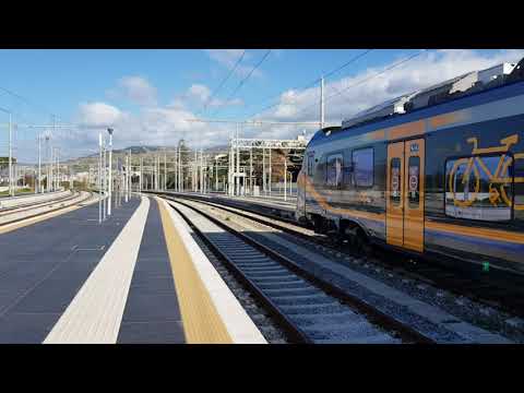 Treno Regionale Pop ETR 104 058 Regionale 5560 Reggio di Calabria Centrale-Cosenza