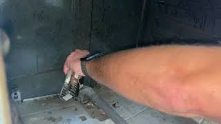 How to Change an Oven Ignitor in a Gas Oven