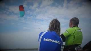 preview picture of video 'NorthWest Kiteboarding 2015 - VDWS Kiteschool in Holland'