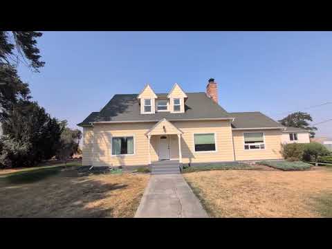 Picturesque Waha Farm House with 2 Horse Pastures property video