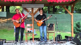 Mitch Walking Elk a Wade Fernandez - 01 - Indiánske blues - Prievidza 2014