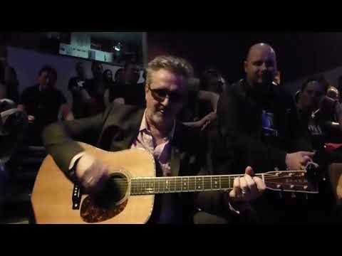 Wayne Hussey - Sweet Bird Of Passage & Wake (Winchester Discovery Centre 21 April 2016)