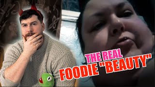 Foodie Beauty Reaction - The Real Foodie Face