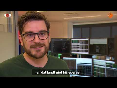 Treinverkeersleiders in opleiding  'Een rode regel betekent vertraging'