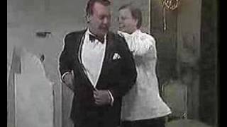 Hale and Pace 'Toilet Attendant' & 'Guide Cat' sketch
