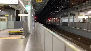 ２２５系　丹波路快速　大阪駅発車