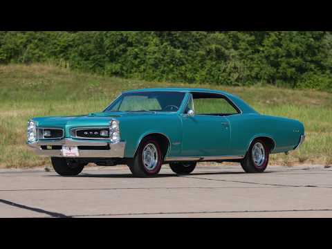 Clash of the Classics - 1966 Pontiac GTO vs. 1966 Plymouth Satellite 426 Hemi
