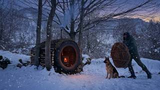 I Built a Warm Winter Capsule in the Freezing Snow