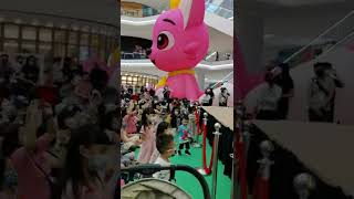 Download lagu Kids dance with Pinkfong, Hogi and Baby Shark #Musical live #Osmond love dance mp3