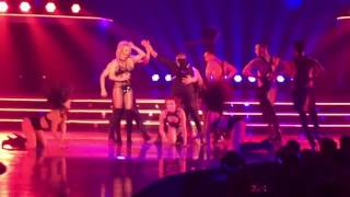 Britney Spears - Freakshow with Howie D (Backstreet Boys)