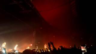 Marracash &amp; Guè Pequeno - Ninja (Live @ Teatro Palapartenope, Napoli)