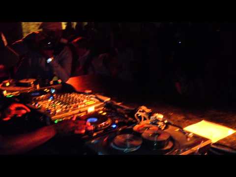 Joe Le Groove (Groove Tempest) @ Drop at Vibe Bar Saturday, 27 April 2013