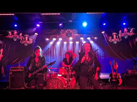 SEVI feat. Jen Majura - To Hell and Back LIVE Sofia live club