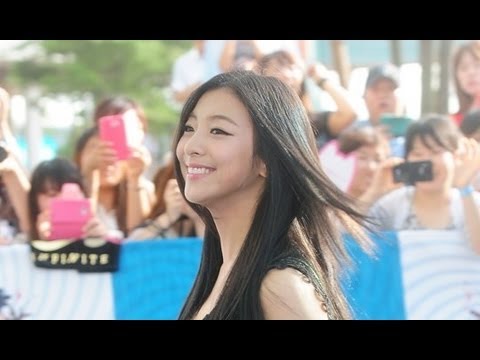 [ENG SUB] 130718 Luna at 20's Choice Blue Carpet