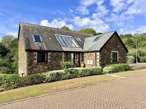 Property video thumbnail