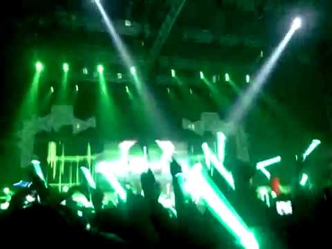 110910 SHINee Minho SOLO  -OH My God- @ SHINee World Concert in Singapore