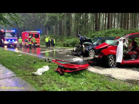 2021-08-29 Aachen: Schwerer Verkehrsunfall