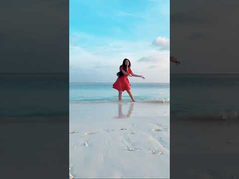 Dhanshree verma lovely dance on sea beach #shorts