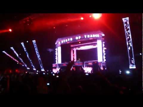 ASOT 600 - Sofia - Arena Armeec - 08.03.2013 - Ferry Corsten outro & Armin van Buuren intro
