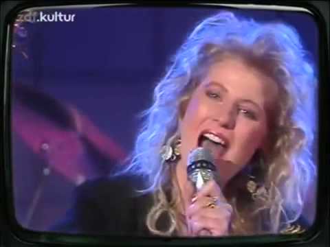 Mandy Winter - Julian - ZDF-Hitparade - 1987.mp4