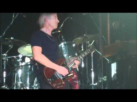 download lagu mp3 mp4 Paul Weller Bass Player, download lagu Paul Weller Bass Player gratis, unduh video klip Download Paul Weller Bass Player Mp3 dan Mp4 320kbps Gratis