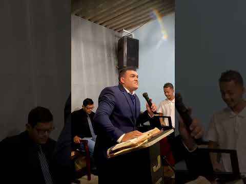 pastor ismael figueiredo pregando em Morrinhos GO