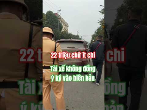 Chủ xe Ford Territory bị phạt 22 triệu do đi trơi mưa bụi, bùn bắn lên che mất biển số