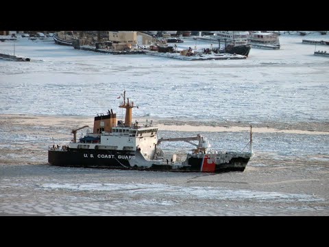USCGC Alder Spring Ice Breaking 2021