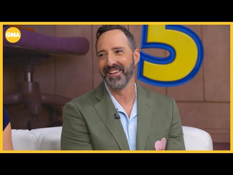 Tony Hale talks 'Toy Story 5'