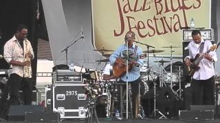 Earl Klugh ft Everette Harp (LIVE) - Last Song @ The John Coltrane Int'l Jazz/Blues Fest 2015