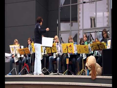 Square_Dance_2011_Youtube.avi