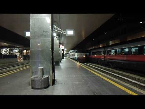 E656.058 in partenza con l' ICN 1959 Roma Termini - Siracusa/Palermo Centrale