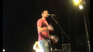 Ty Herndon - A man holding on (live)