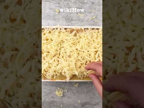 🍝 the right way to layer lasagna #shorts