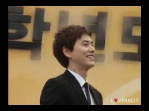 100302 Kyuhyun   Pajama Party (close up)