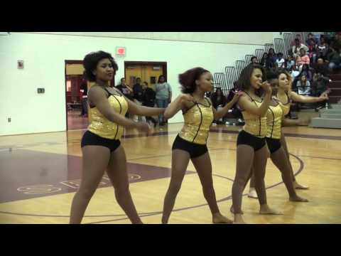 Warren County HS "Platinum Ice" vs Bethel HS "Golden Sensation" Stands Battle 2016