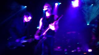 PETER MURPHY (BAUHAUS) THREE SHADOWS PART2