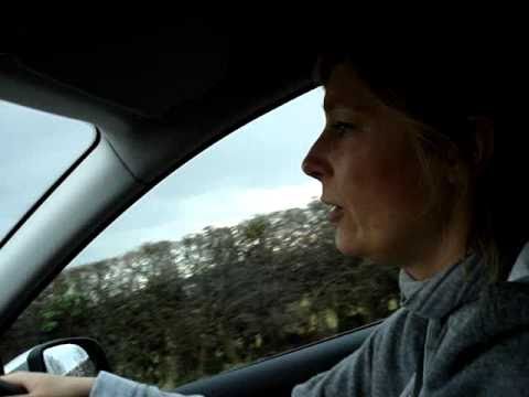 Meryll Usseglio Singing Michael Jackson.MPG