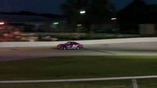 preview picture of video 'Auburndale speedway kids club 9/18/10 9yr old wins first race'