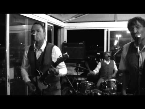 The Waistcoats - Turn it down - 27th August 2011