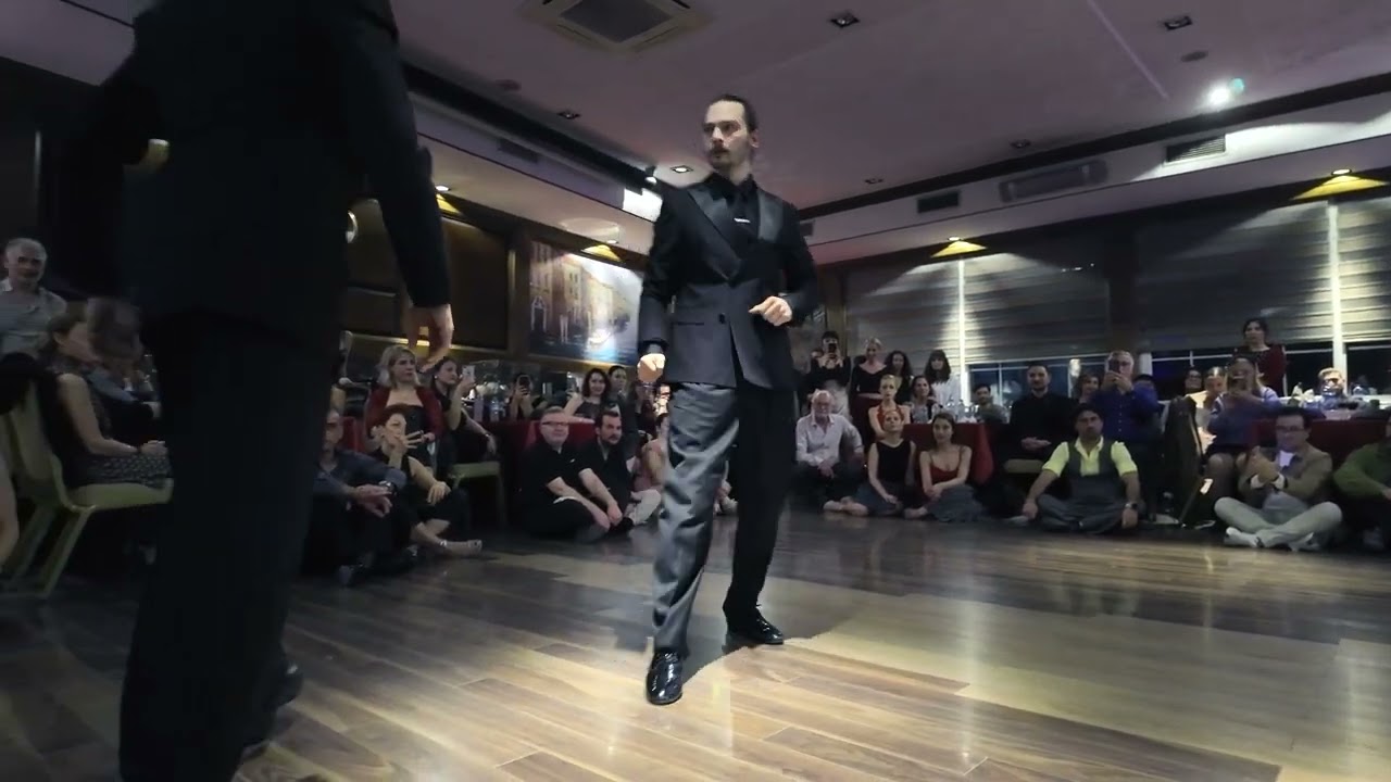 Video thumbnail for Hakan Ateş & İbrahim Hafiftaş, La Cumparsita-Solo Tango (En Vivo), Video 3/3